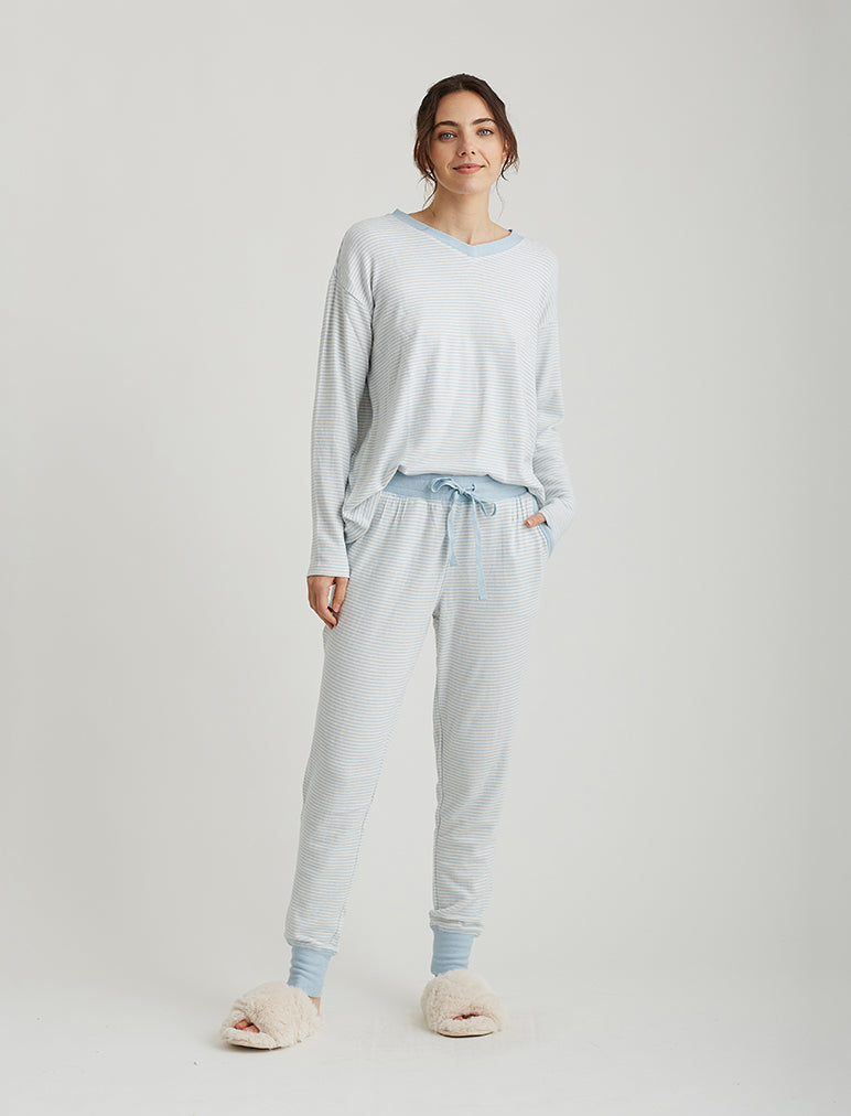 Feather Soft V-Neck Long Sleeve Top and Jogger