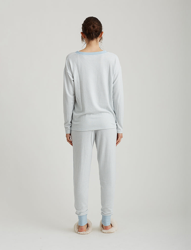 Feather Soft V-Neck Long Sleeve Top and Jogger