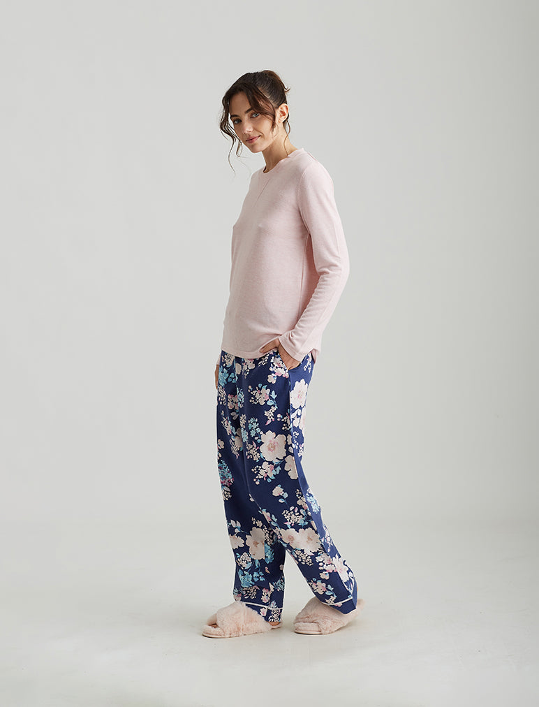 Alice Floral Pant and Feather Soft Top in Navy/Pink