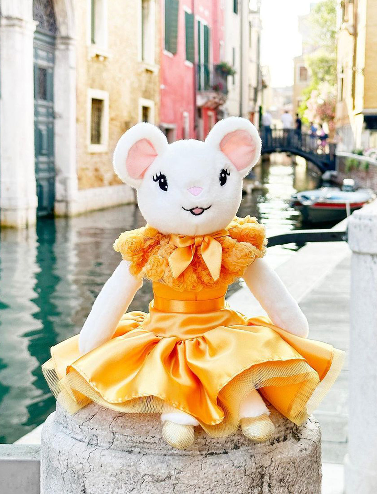 Claris Plush Toy 30cm Très Chic Tangerine
