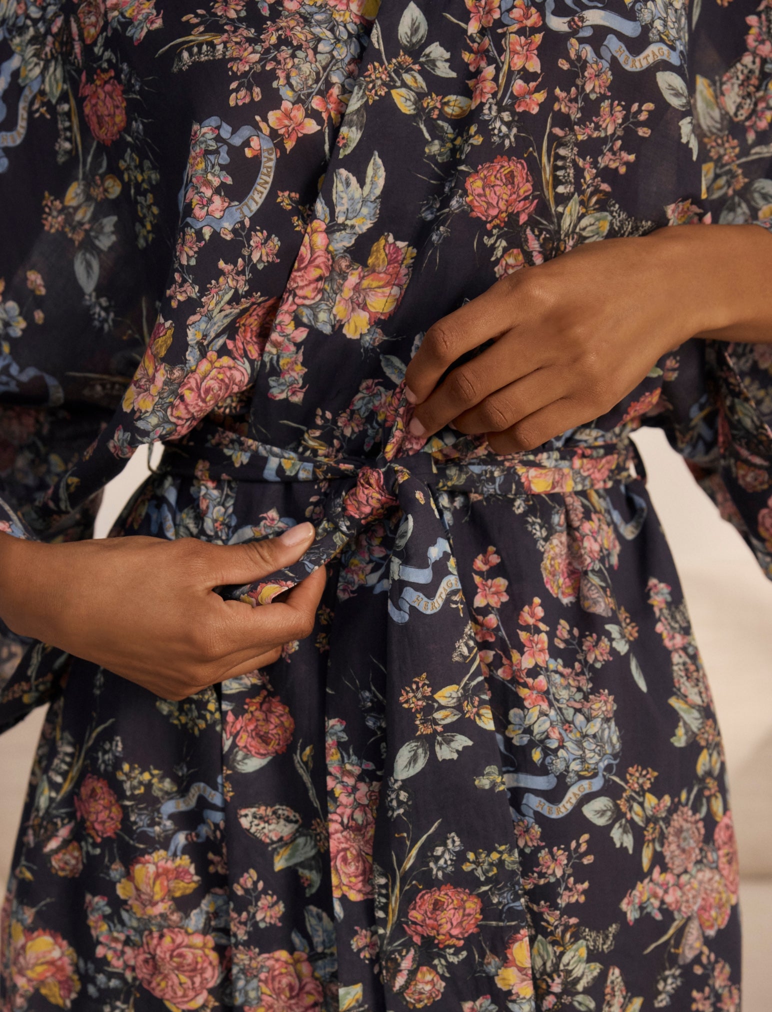 Layla Midi Kimono Robe