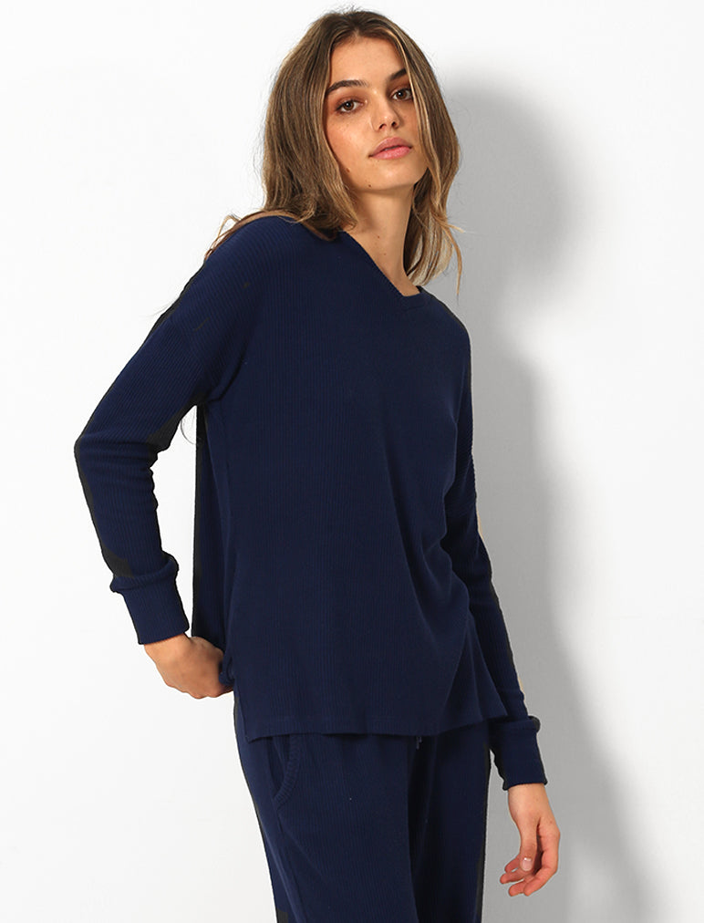 Soft Touch Rib V-Neck LS Top