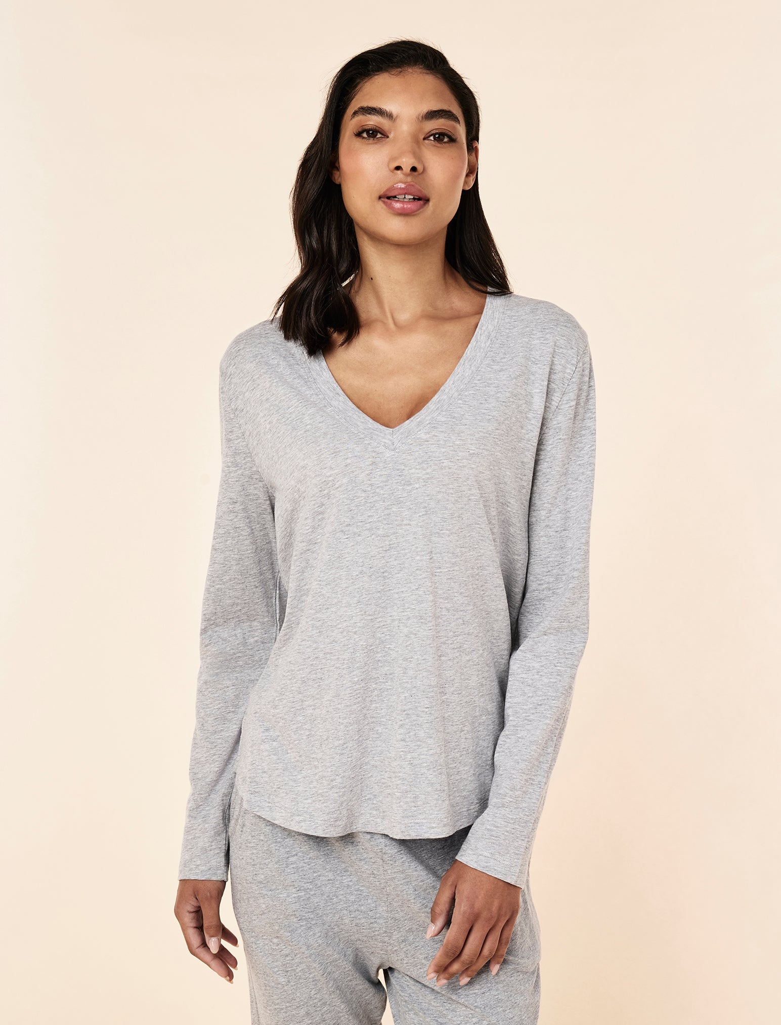 Jada Organic Cotton V-Neck Long Sleeve Tee