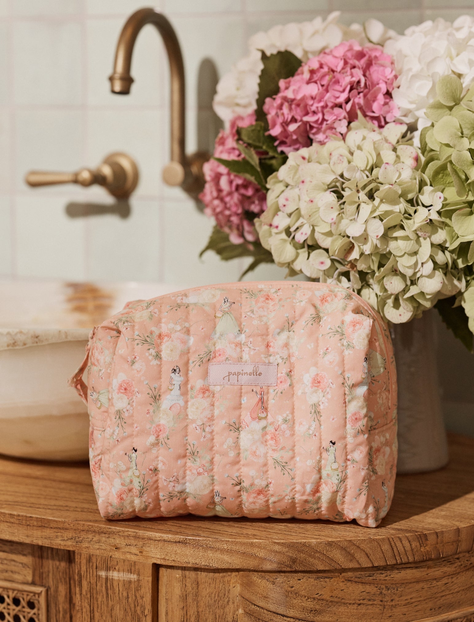 Blush baskets Quilted Cos Bag