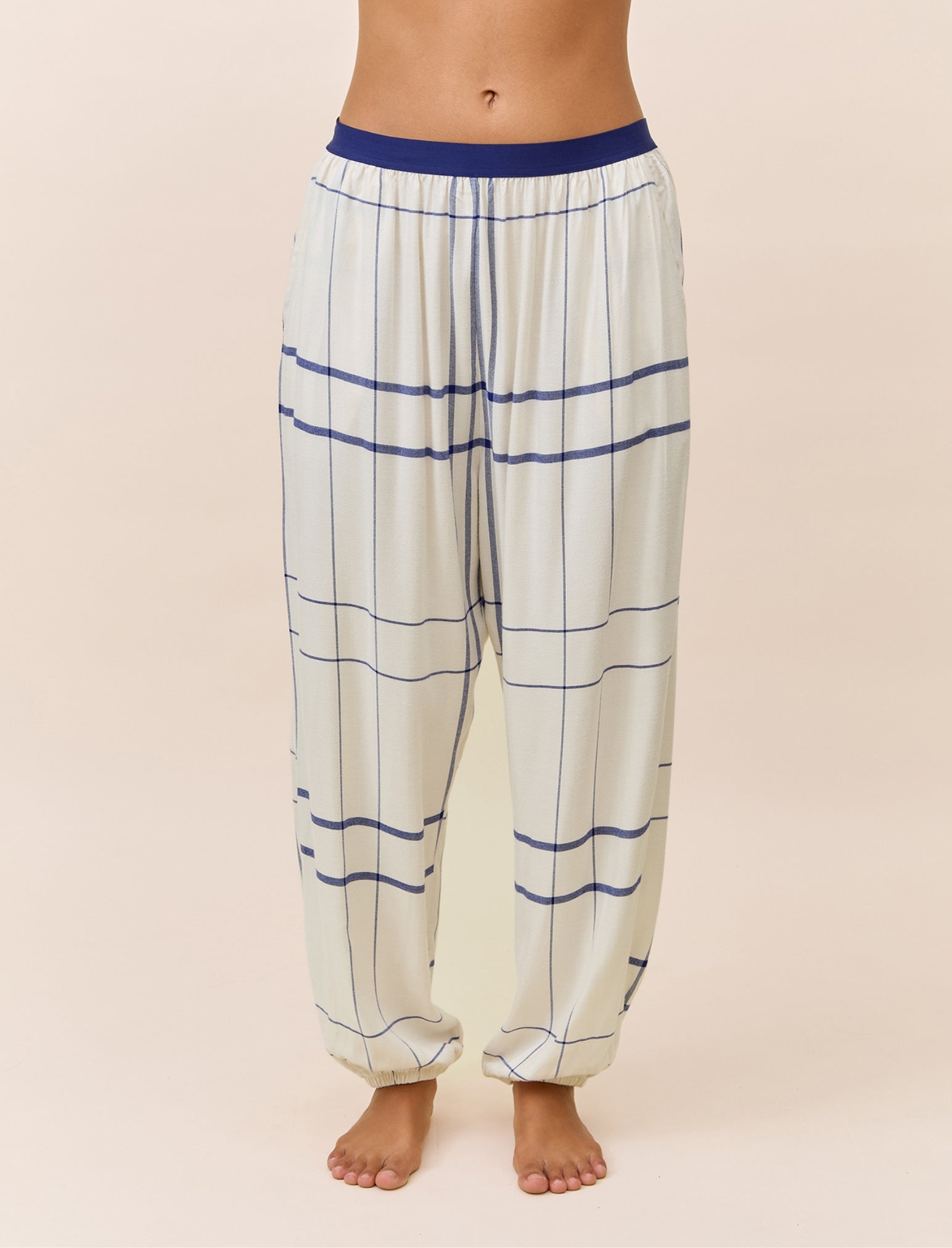 Comfy Plaid Jogger